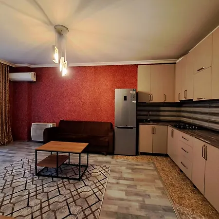 Karvi Hostel & Suites Batumi Exterior photo